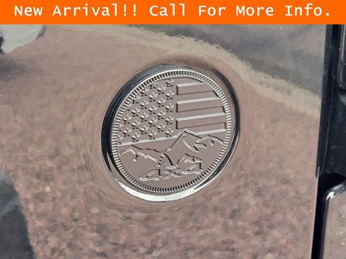 Used 2021 Jeep Gladiator Overland w/ Popular Equipment Package AWD/4WD image 9