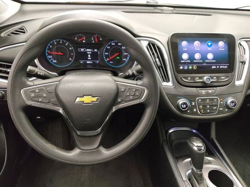Used 2020 Chevrolet Malibu LT FWD image 22