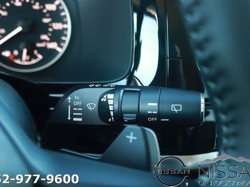 New 2026 Nissan Pathfinder SV AWD/4WD image 25
