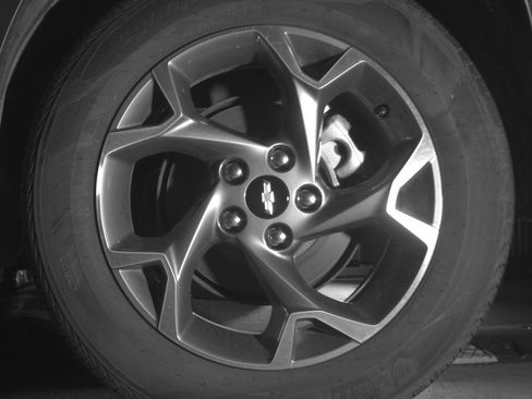 Used 2025 Chevrolet Trax LT FWD image 14