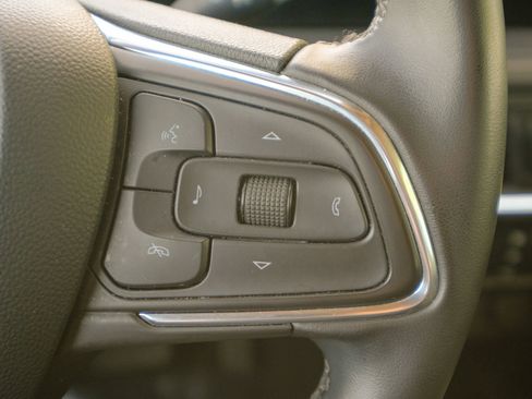 Used 2024 Buick Encore GX Sport Touring image 35