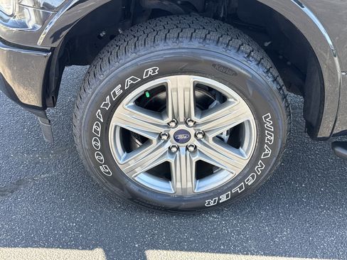 Used 2019 Ford F150 XLT w/ Equipment Group 302A Luxury image 9