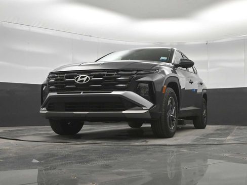 New 2026 Hyundai Tucson Blue SE AWD/4WD image 35