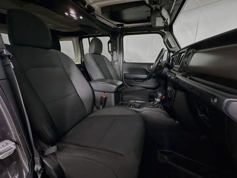 Used 2020 Jeep Wrangler Unlimited Sport S AWD/4WD image 15