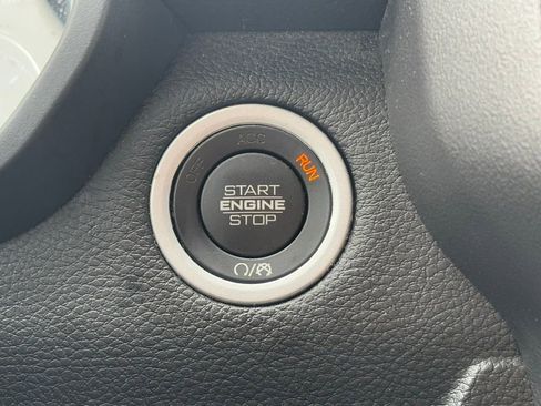 Used 2022 RAM 1500 Lone Star image 12