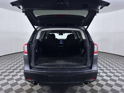 Used 2023 Subaru Ascent Premium w/ Convenience Package AWD/4WD image 25
