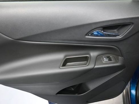 Used 2021 Chevrolet Equinox LT image 19