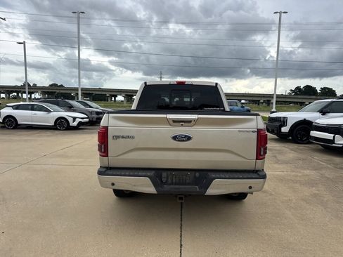 Used 2017 Ford F150 Lariat RWD image 12