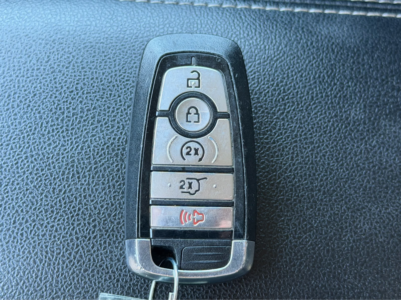 Used 2024 Ford Escape Active AWD/4WD image 42