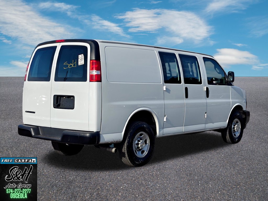 Used 2023 Chevrolet Express 2500 RWD image 13