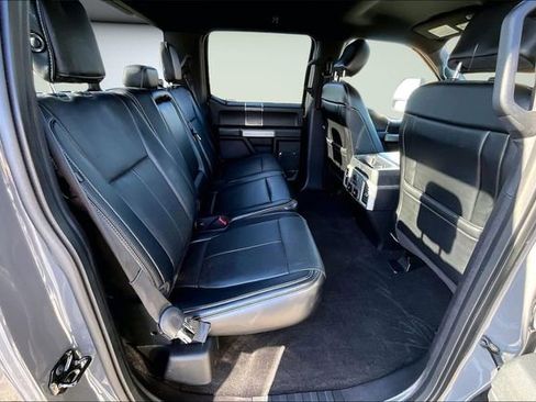 Used 2018 Ford F150 Lariat w/ Equipment Group 502A Luxury image 26