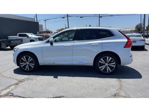 Used 2023 Volvo XC60 B5 Plus w/ Climate Package AWD/4WD image 8
