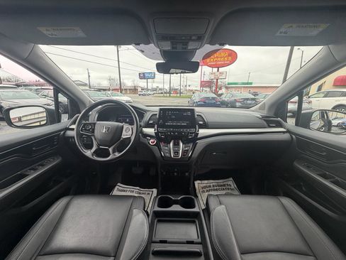 Used 2023 Honda Odyssey Touring image 18