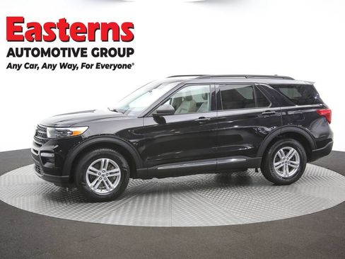 Used 2021 Ford Explorer XLT w/ Equipment Group 202A AWD/4WD image 58