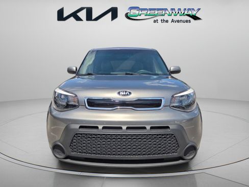 Used 2015 Kia Soul + FWD image 2