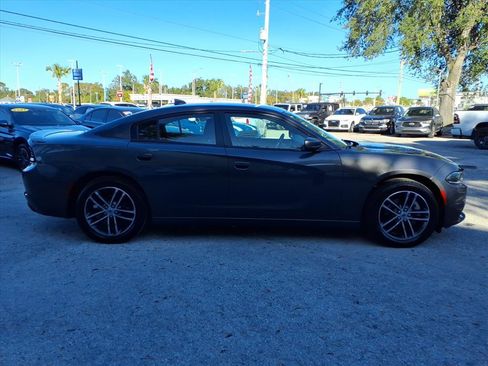 Used 2019 Dodge Charger SXT w/ Cold Weather Package image 8