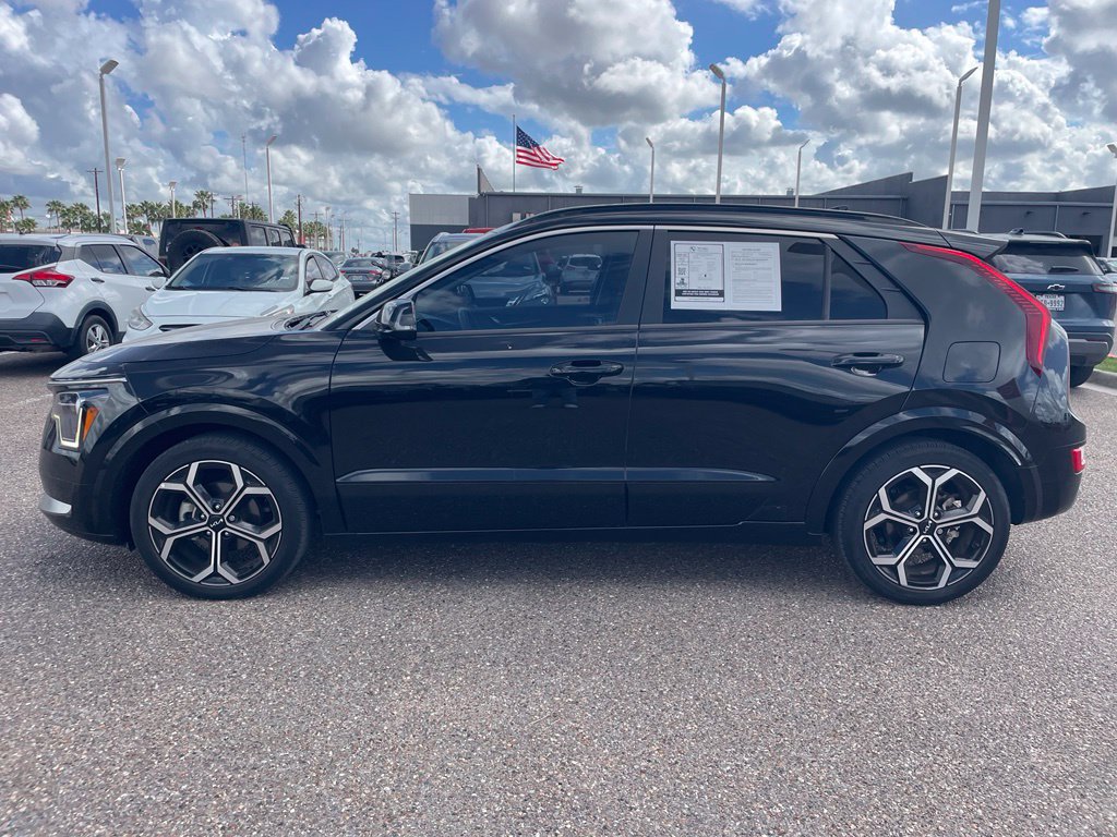 Used 2023 Kia Niro EX Touring FWD image 2