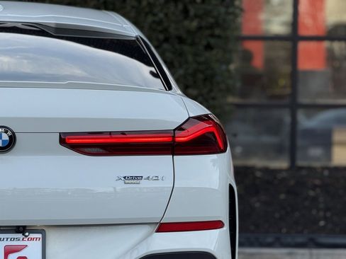 Used 2022 BMW X6 xDrive40i w/ M Sport Package image 15