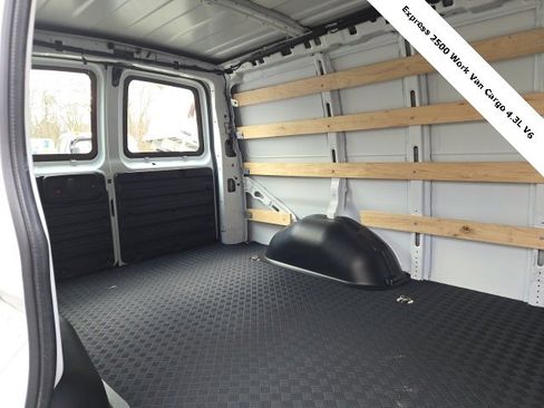 Used 2024 Chevrolet Express 2500 w/ Driver Convenience Package image 12