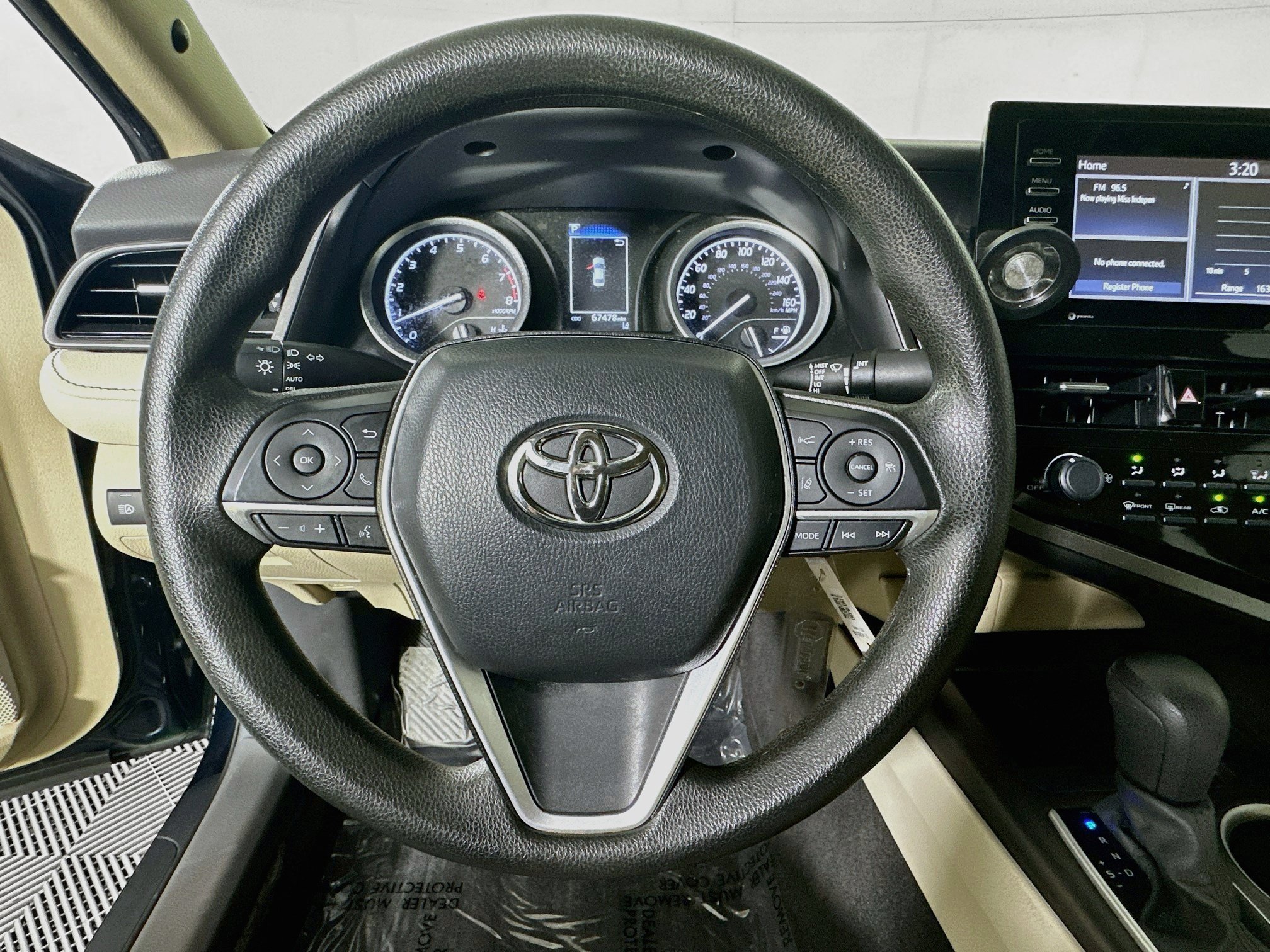 Used 2021 Toyota Camry LE FWD image 15