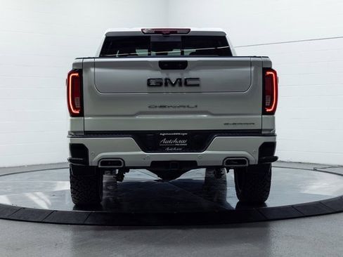 Used 2024 GMC Sierra 1500 Denali Ultimate image 7