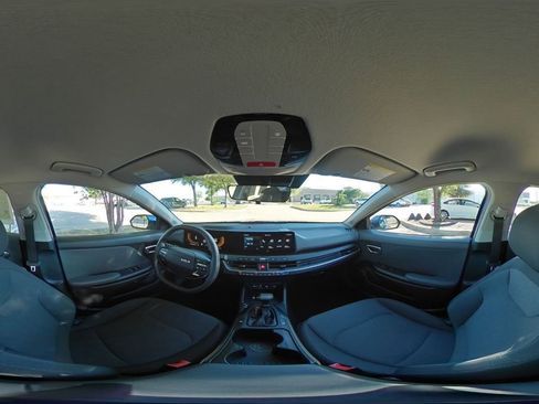 Used 2025 Kia K4 LXS image 44