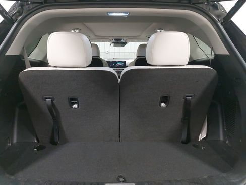 Used 2025 Kia Sorento SX image 13