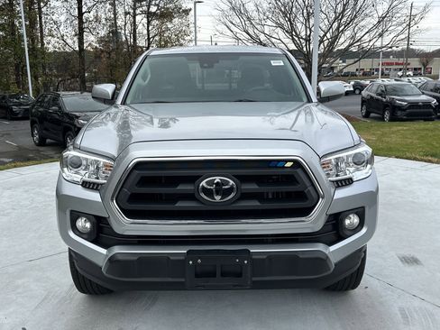 Certified 2023 Toyota Tacoma SR5 image 3