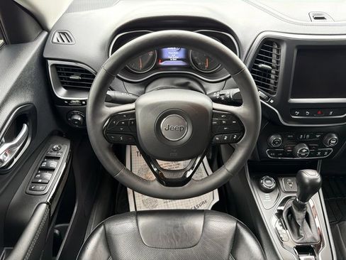 Used 2023 Jeep Cherokee Altitude Lux AWD/4WD image 11