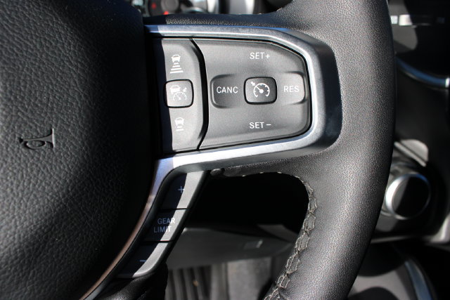 Used 2025 RAM 1500 Big Horn AWD/4WD image 18