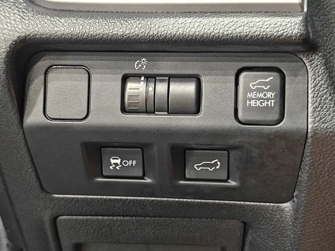 Used 2014 Subaru Forester 2.5i Limited w/ Popular Package #1 AWD/4WD image 32