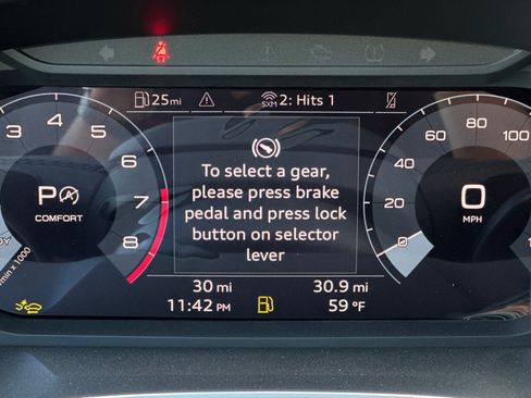 New 2025 Audi Q3 2.0T Premium image 22