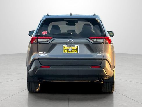 Used 2023 Toyota RAV4 XLE Premium image 6