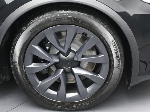 Used 2024 Tesla Model X AWD/4WD image 11