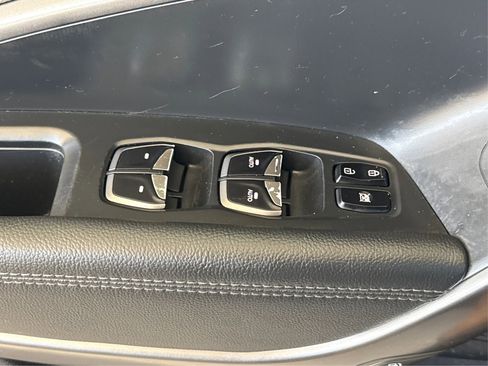 Used 2017 Hyundai Santa Fe Sport w/ 2.4L Value Package 06 AWD/4WD image 19