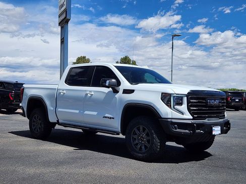 New 2026 GMC Sierra 1500 AT4X w/ LPO, Black Badging Package AWD/4WD image 4