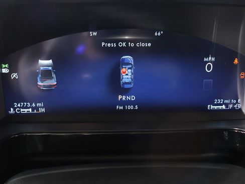 Used 2024 Lincoln Corsair Reserve w/ Equipment Group 201A image 4