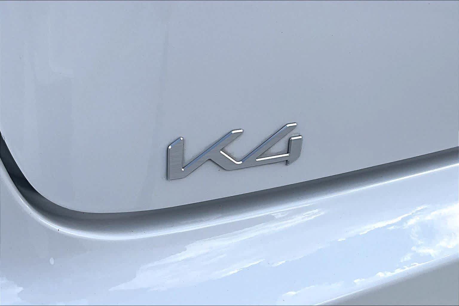 Used 2025 Kia K4 GT-Line w/ GT-Line Premium Package FWD image 28