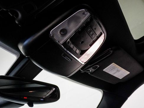 Used 2023 Chrysler 300 S image 29