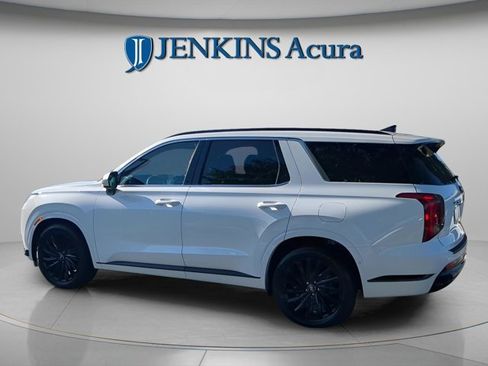 Used 2025 Hyundai Palisade Calligraphy image 3