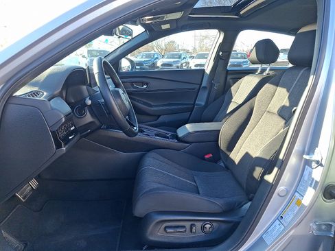 Used 2024 Honda Accord Sport image 13