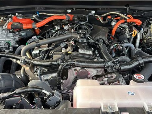 New 2025 Toyota Tacoma 4x4 Double Cab Hybrid w/ Tow Tech Package image 33