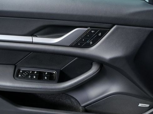 Certified 2025 Porsche Taycan image 6