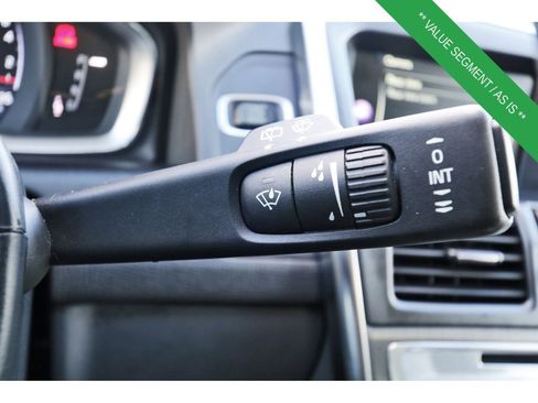 Used 2016 Volvo XC60 T5 Platinum image 21