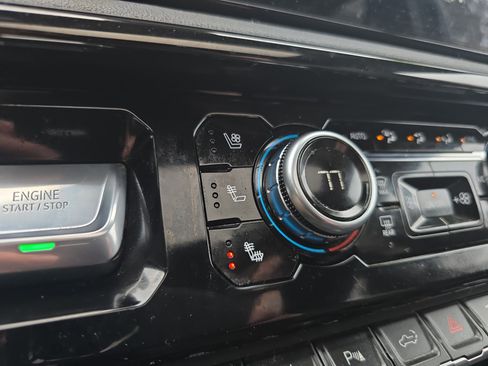 Used 2025 GMC Sierra 2500 AT4 w/ AT4 Premium Plus Package image 30