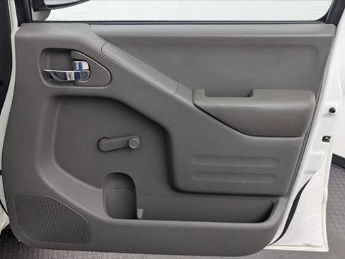 Used 2018 Nissan Frontier S RWD image 22