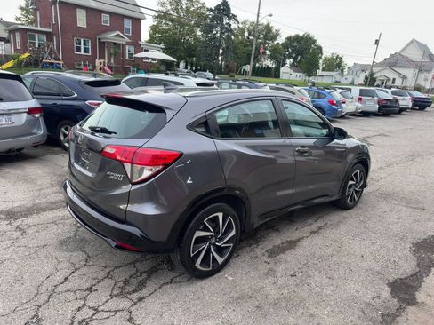 Used 2019 Honda HR-V Sport image 6