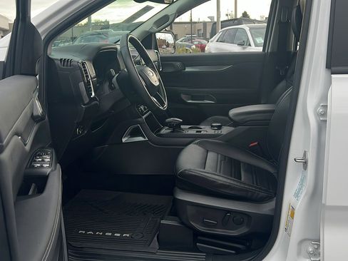 Used 2024 Ford Ranger Lariat image 11