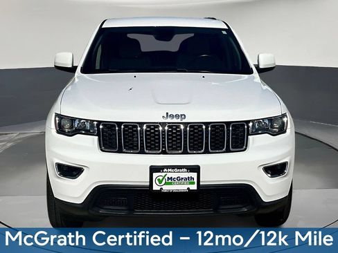 Used 2022 Jeep Grand Cherokee Laredo E AWD/4WD image 2