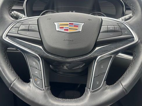 Used 2023 Cadillac XT5 Premium Luxury AWD/4WD image 18